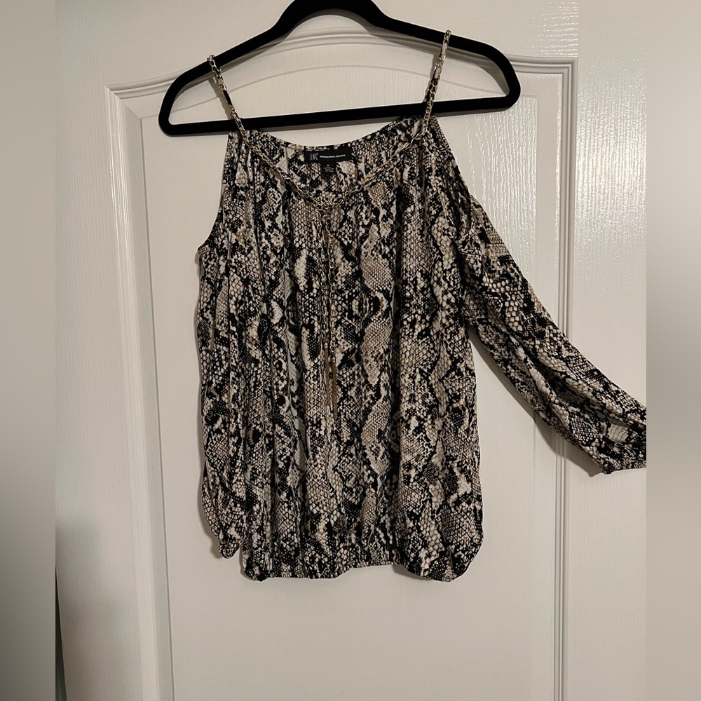 Womens I.N.C. Leopard Print Cold Shoulder Top